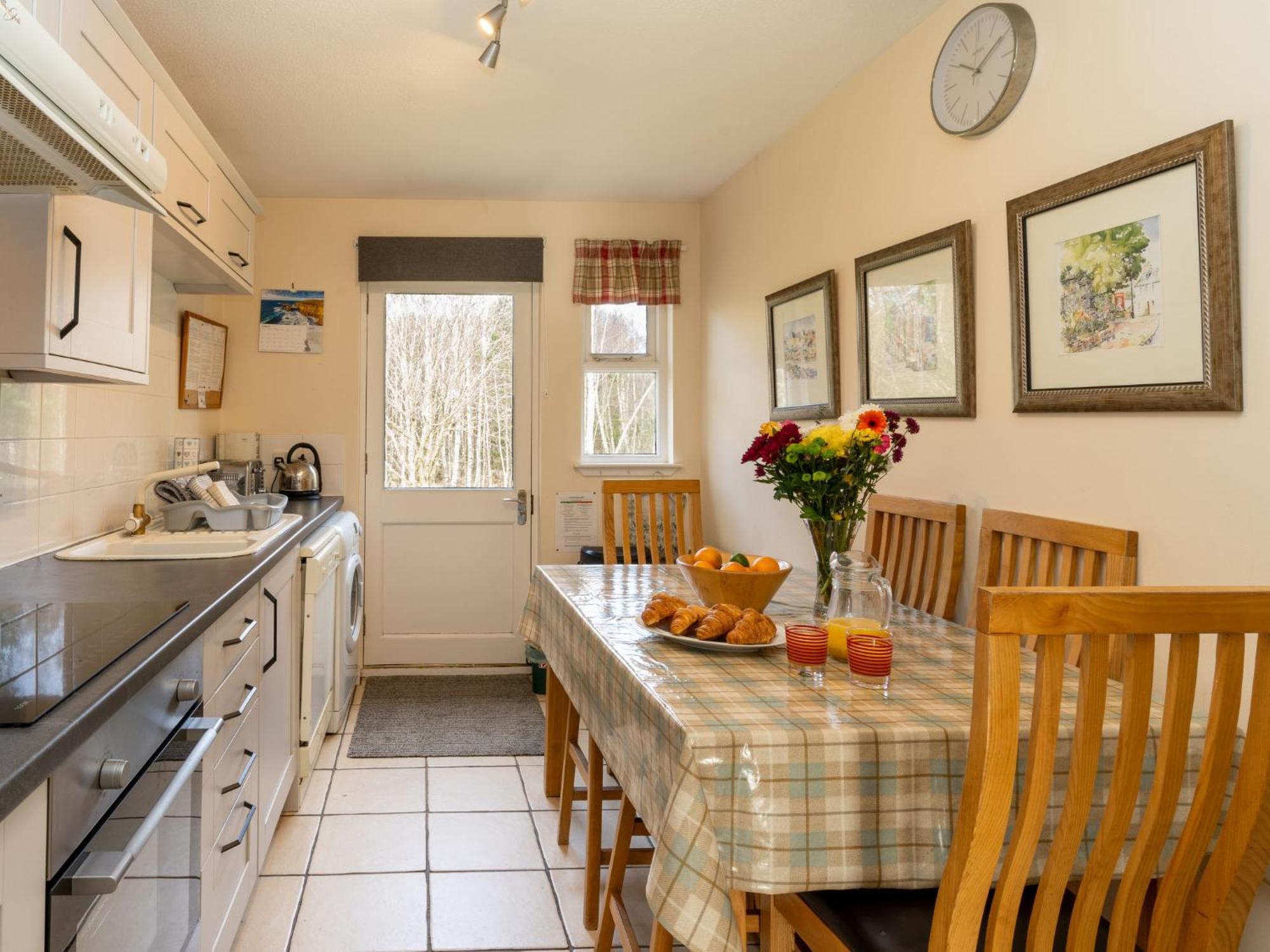 Holiday Home Falcon Lodge By Interhome Aviemore Bagian luar foto